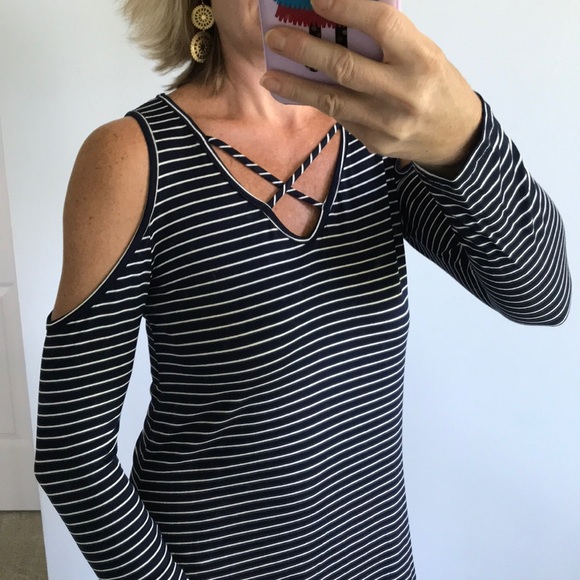 Navy & White Striped Cold Shoulder Dress - Picture 3 of 7